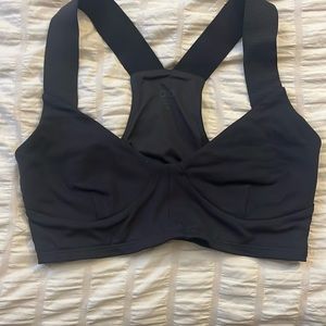 Alo yoga sports bra